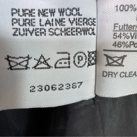 Vintage Louis Feraud Wool 2 Piece Suit Size 8 - Picture 10 of 16